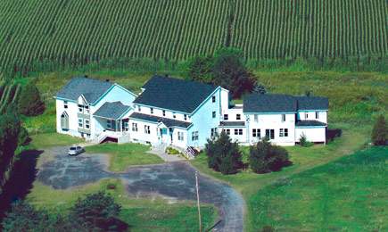 Yeshiva building
